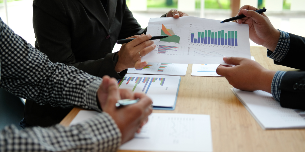 How do you avoid compilation footnote/GAAP misunderstandings with investors and lenders?