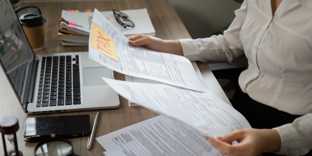 How Davis Group Simplifies Corporate Tax Filing and Planning